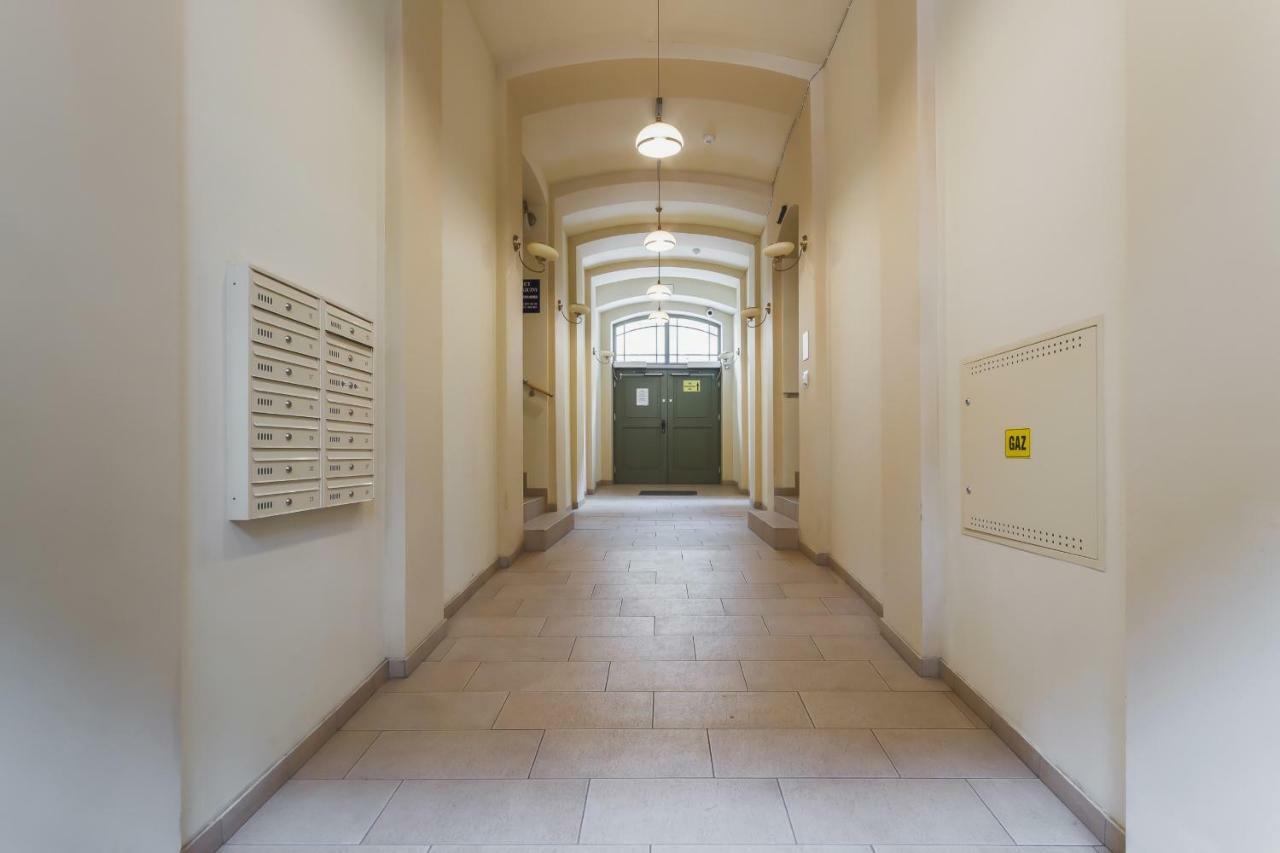 Apartment Krakow Arianska By Renters Prestige מראה חיצוני תמונה