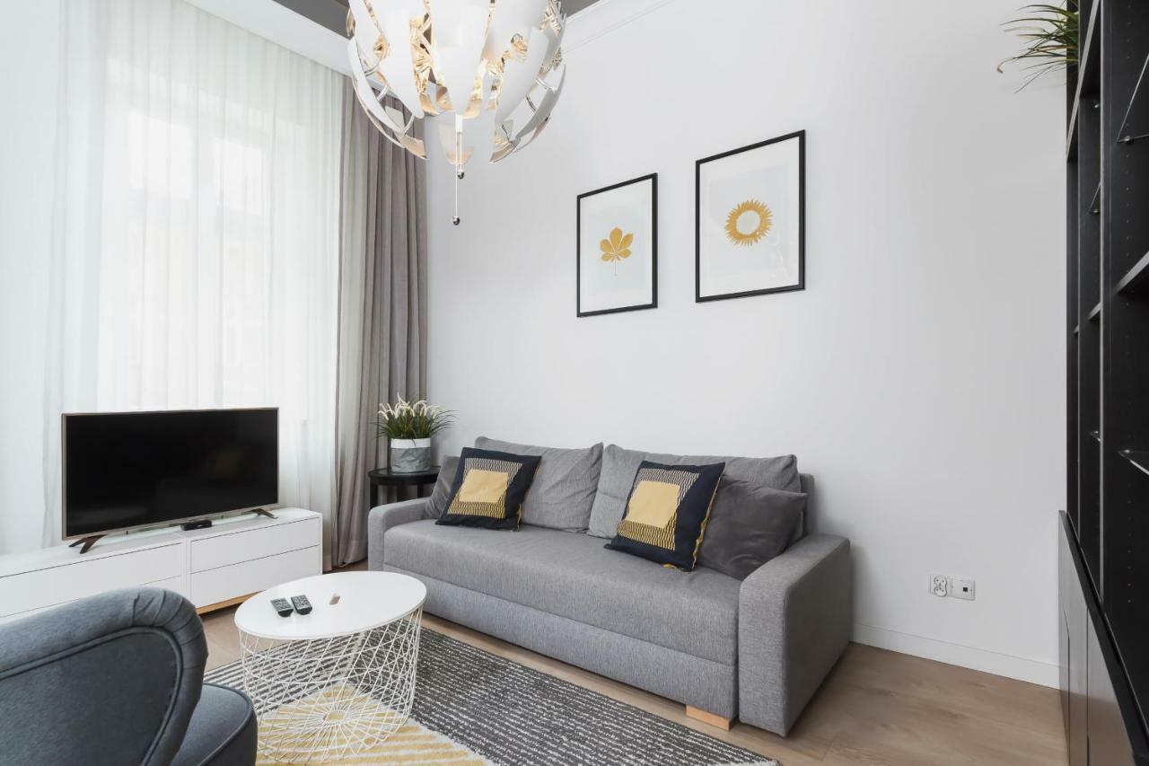 Apartment Krakow Arianska By Renters Prestige מראה חיצוני תמונה