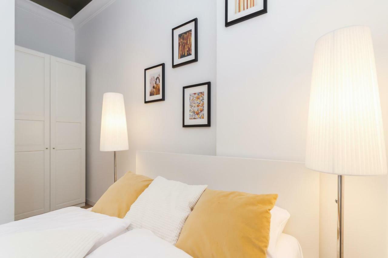 Apartment Krakow Arianska By Renters Prestige מראה חיצוני תמונה